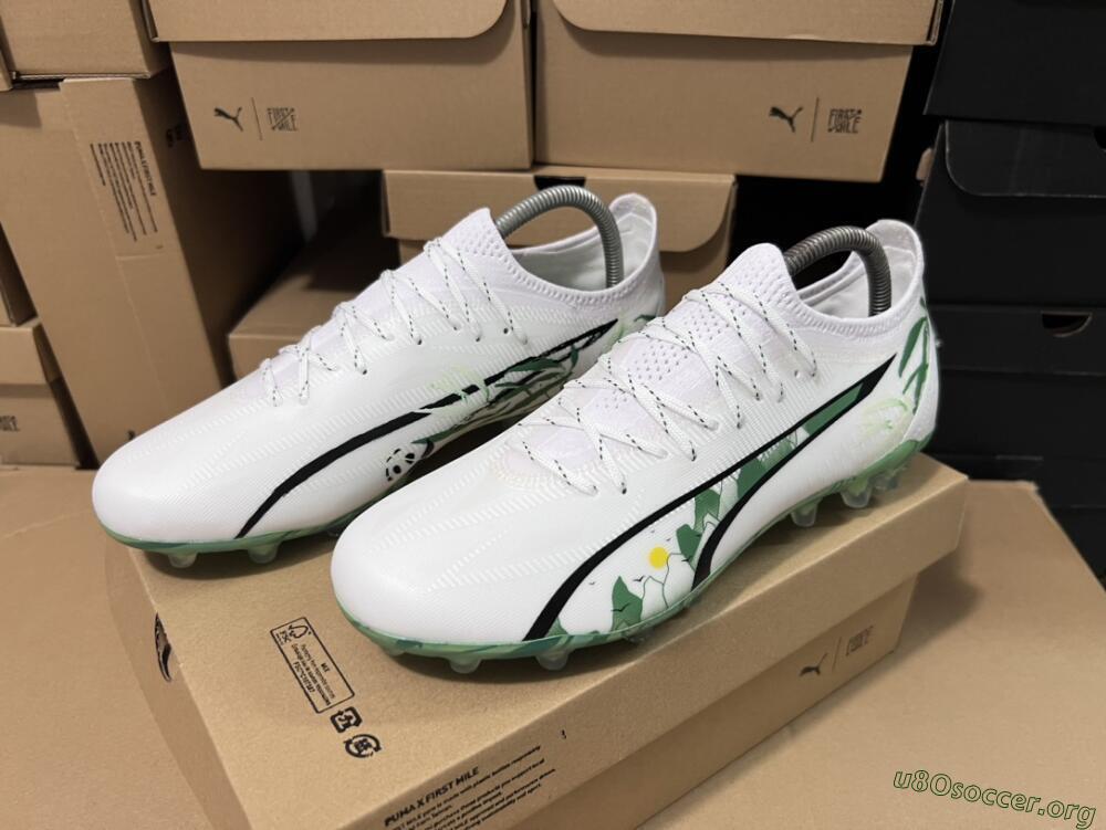 Puma Ultra Ultimate FG Football Boots - White/Black/Green
