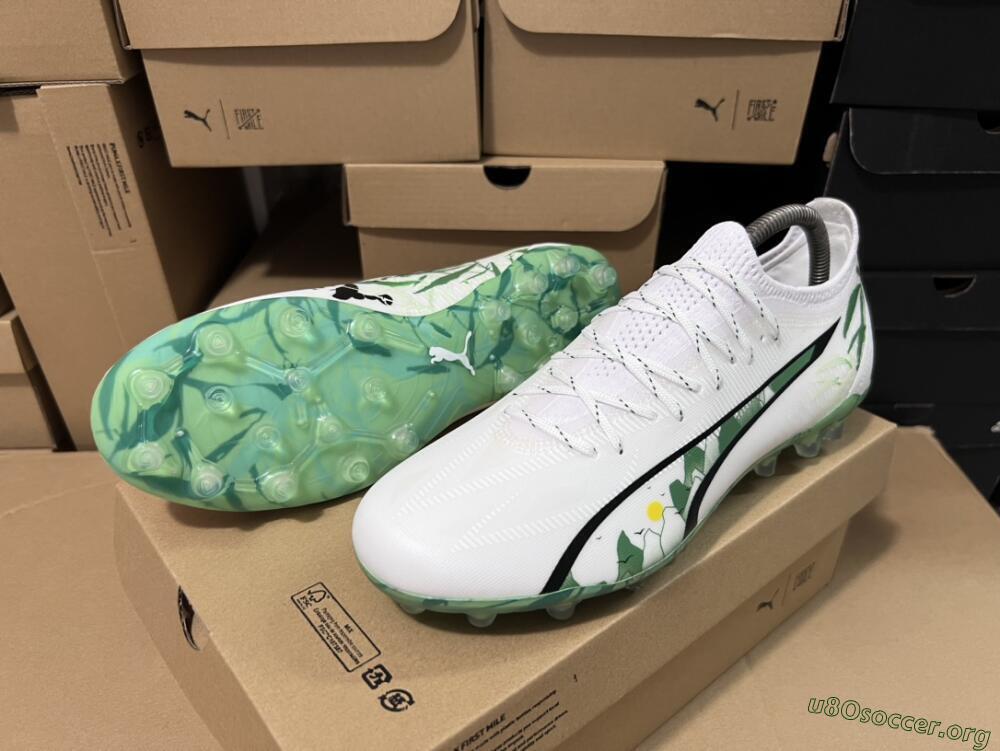 Puma Ultra Ultimate FG Football Boots - White/Black/Green