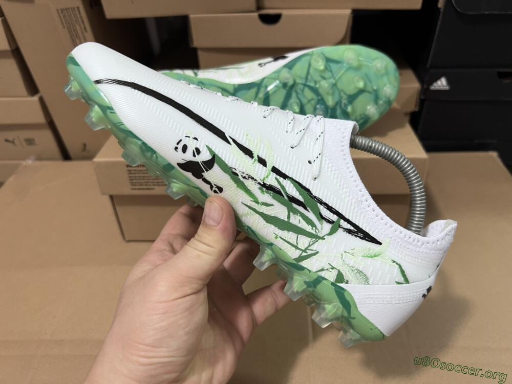 Puma Ultra Ultimate FG Football Boots - White/Black/Green