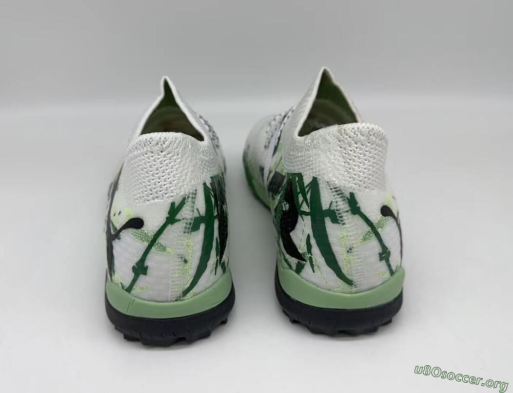 Puma Future 7 Ultimate TF Football Shoes - White/Green/Black