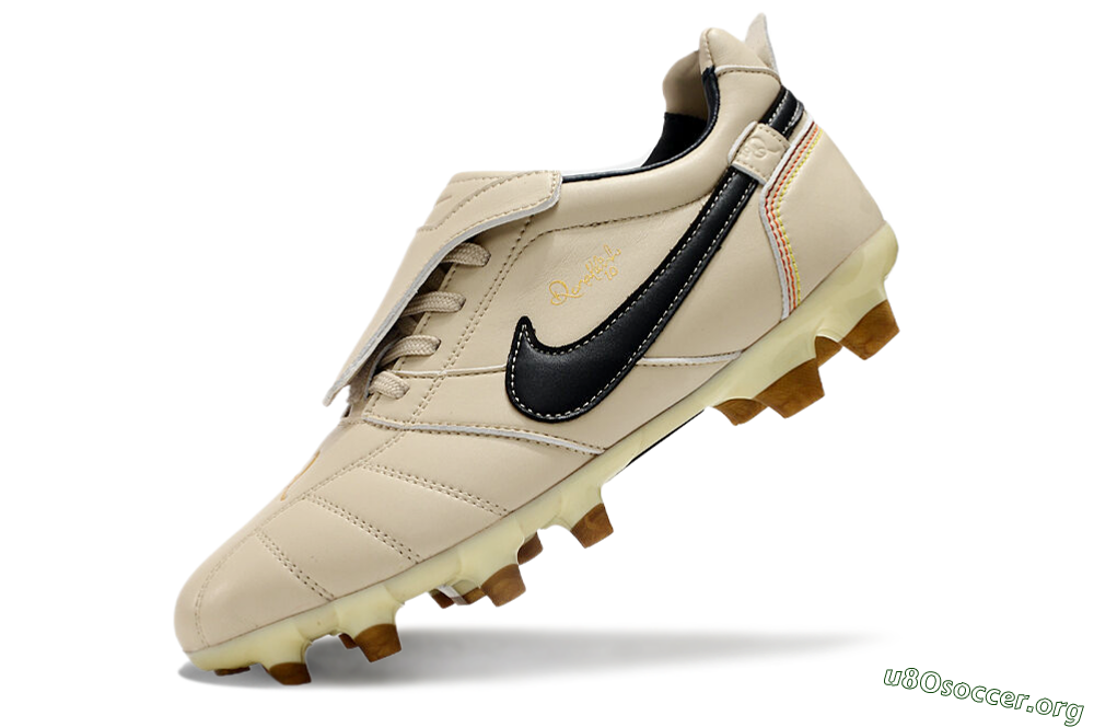 Ronaldo x Nike Tiempo Legend R10 Elite FG Football Boots - Beige/Black 5
