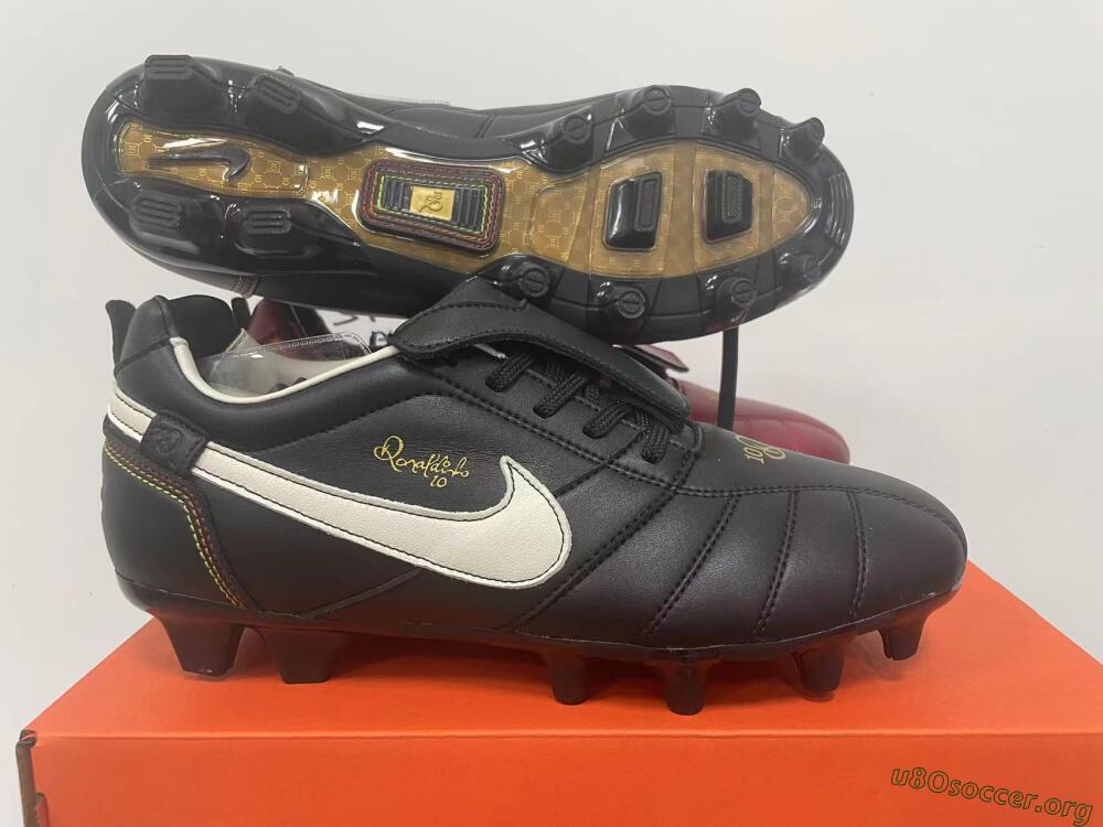 Ronaldo x Nike Tiempo Legend R10 Elite FG Football Boots - Black/White