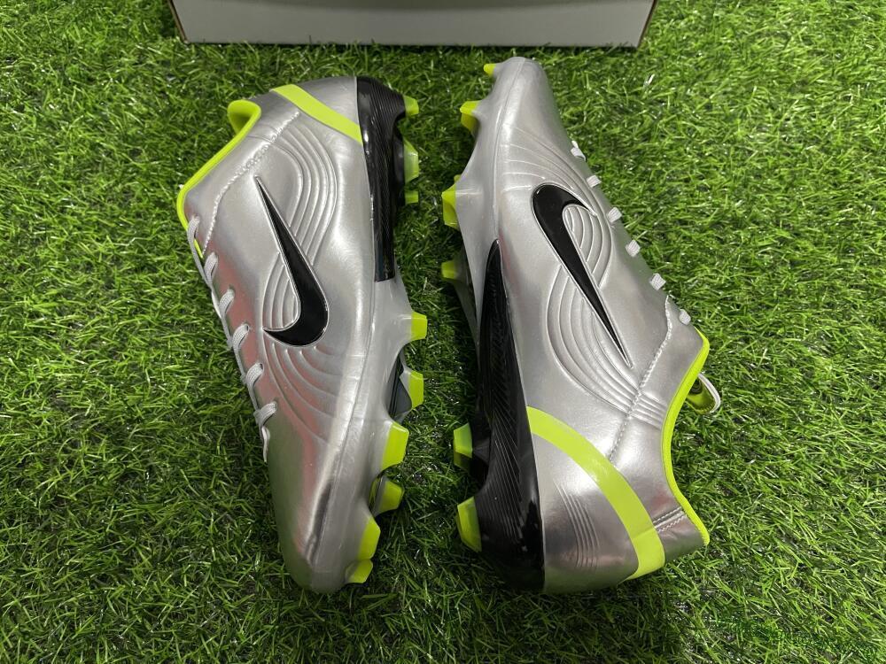 Ronaldo X Nike R9 Mercurial Vapor 3 FG Football Boots - Silver/Black/Yellow 1