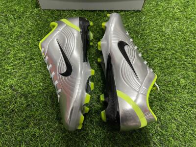 Ronaldo X Nike R9 Mercurial Vapor 3 FG Football Boots - Silver/Black/Yellow