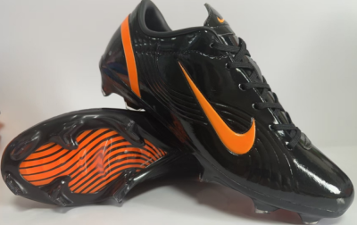 Ronaldo X Nike R9 Mercurial Vapor 3 FG Football Boots - Black/Orange