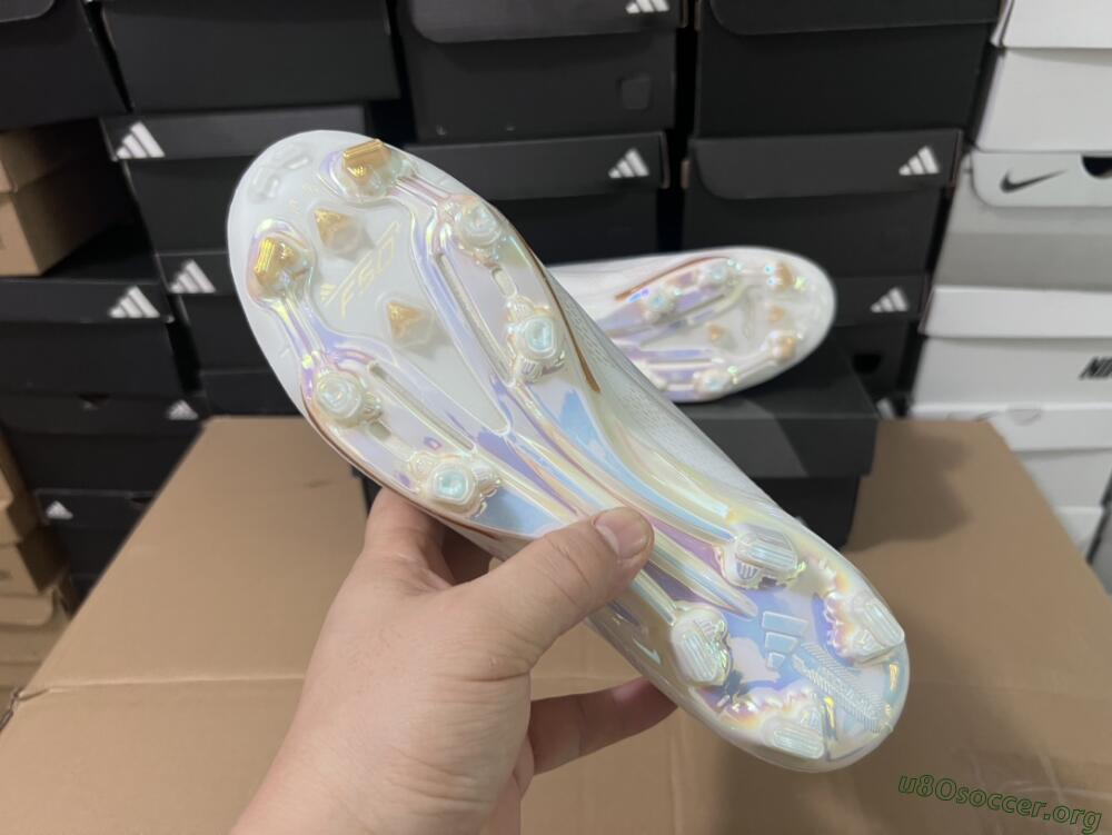 Adidas F50+ Lightstrike Pro Laceless FG Football Boots - Cloud White/Gold Metallic/Cloud White