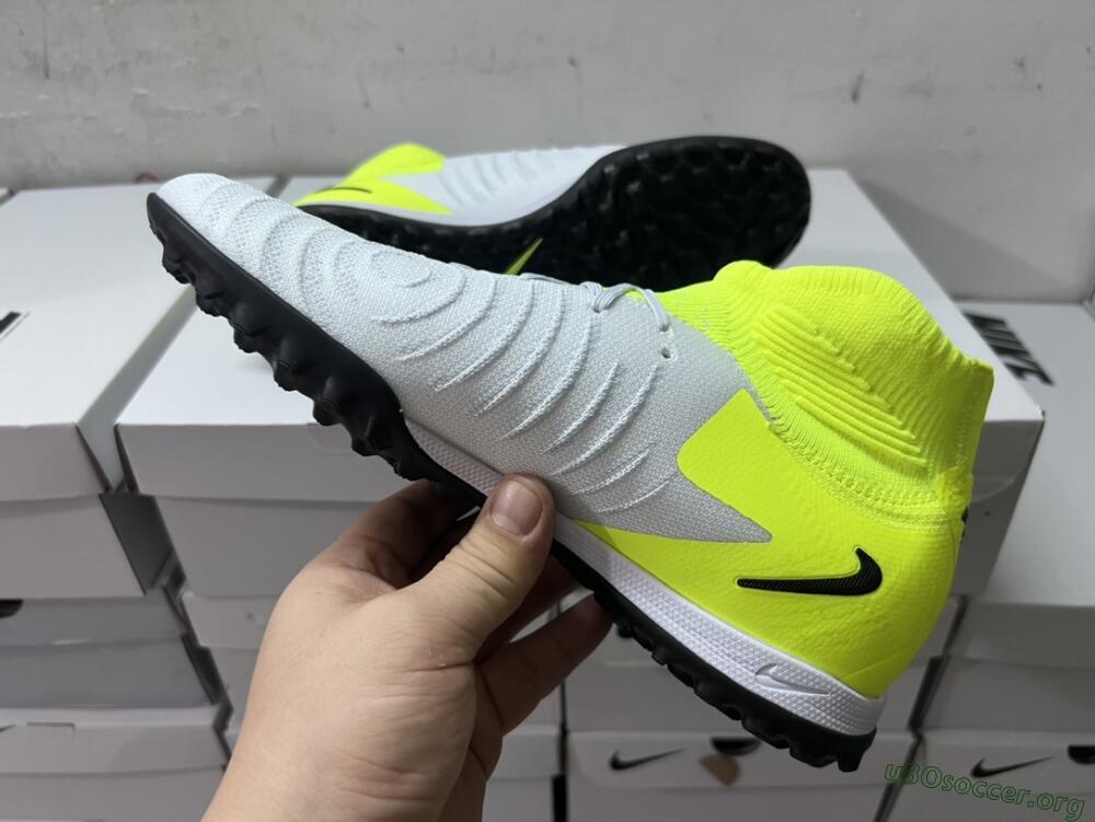 Nike Phantom Luna Elite NU TF Football Shoes - Grey/Yellow/Black
