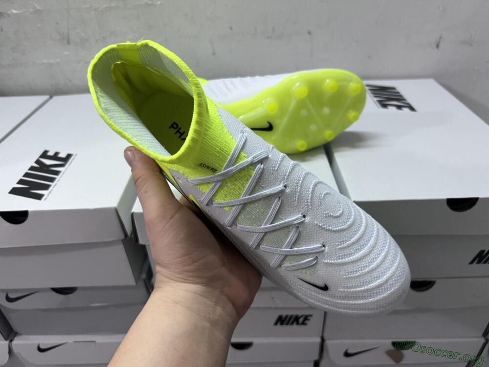 Nike Phantom Luna Elite AG Football Boots - Grey/Yellow/Black