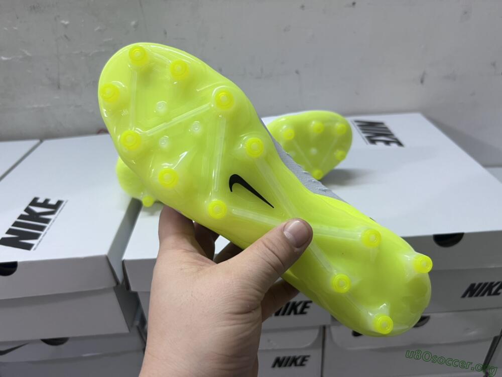 Nike Phantom Luna Elite AG Football Boots - Grey/Yellow/Black