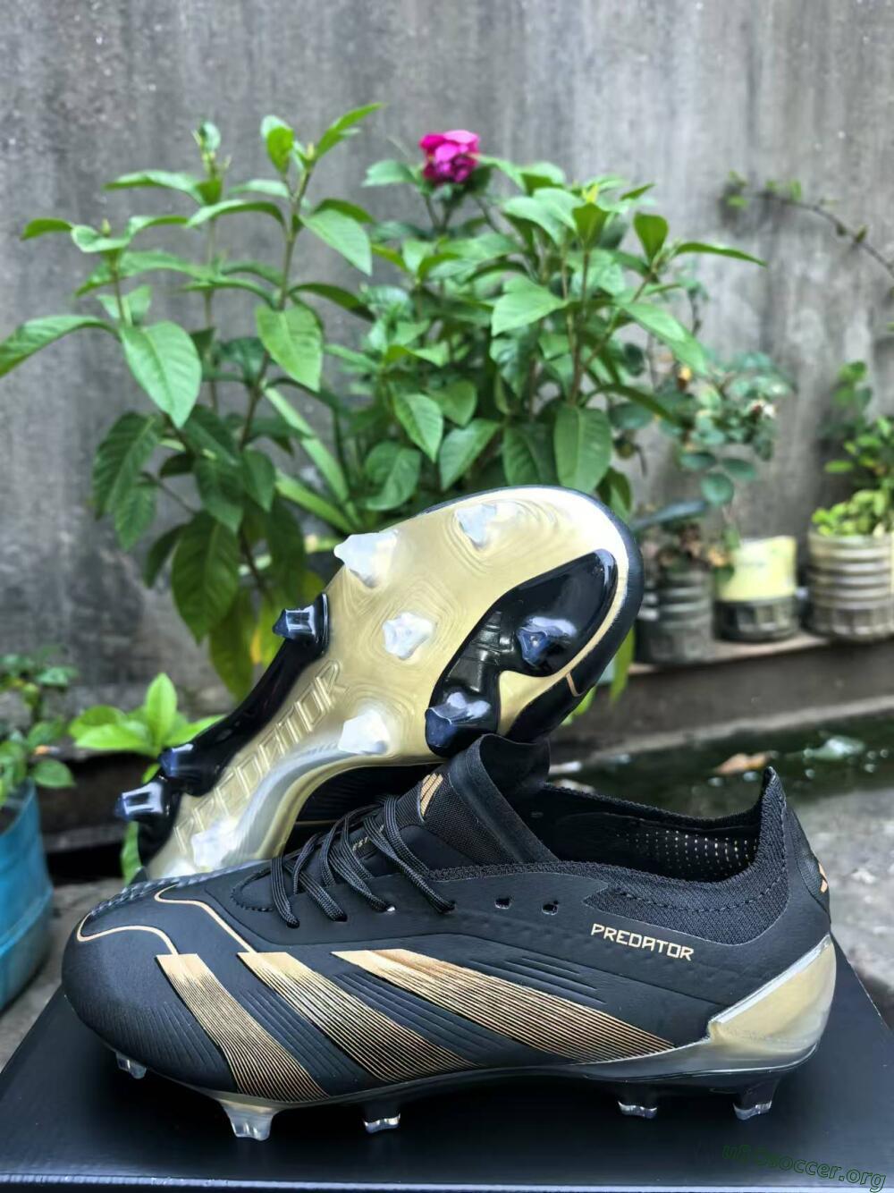 Adidas Predator Elite Accuracy FG Football Boots - Black/Gold