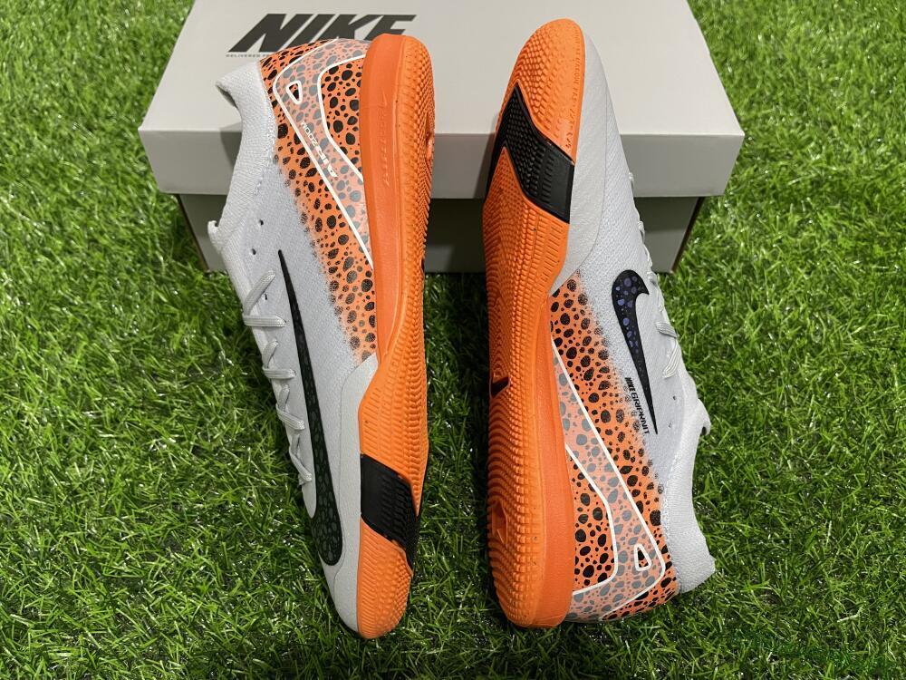 Nike Air Zoom Mercurial Vapor 16 Elite IC Football Shoes - White/Black/Leopard