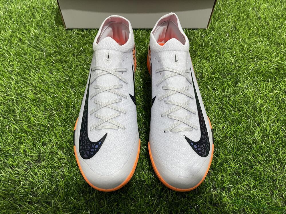Nike Air Zoom Mercurial Vapor 16 Elite IC Football Shoes - White/Black/Leopard