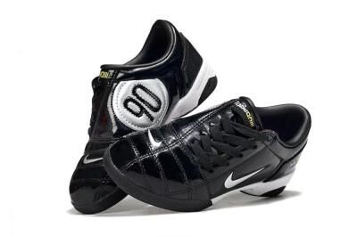 Nike Total 90 III IC Football Shoes - Black/White