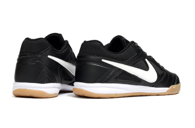 Nike SB Gato IC Football Shoes - Black/White