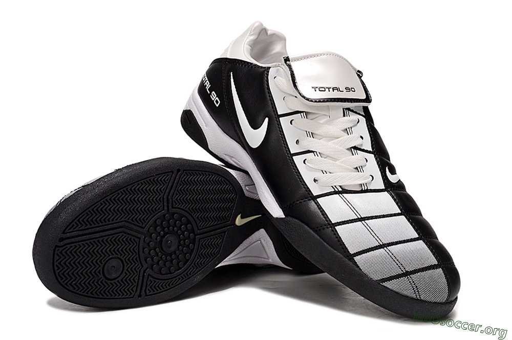 Nike Total 90 III IC Football Shoes - Silver/Black/White 4