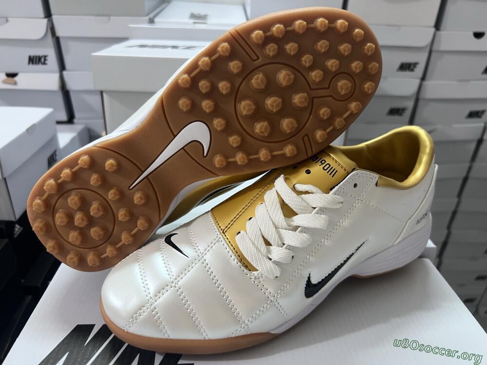Nike Total 90 II TF Football Shoes - Silver/Black/Gold