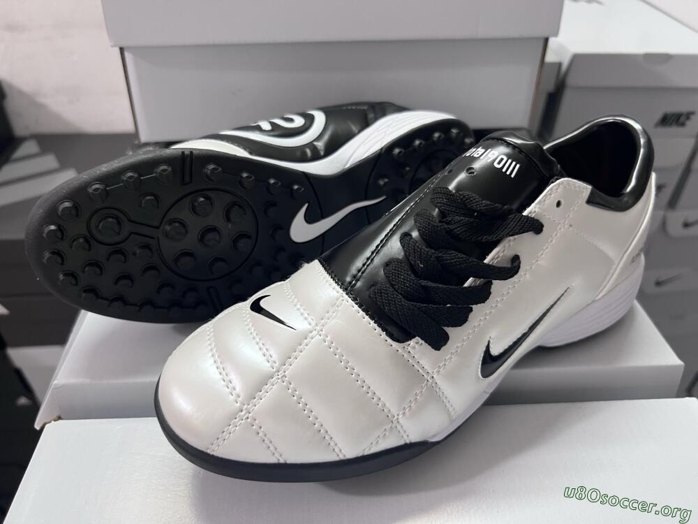 Nike Total 90 III TF Football Shoes - White/Black