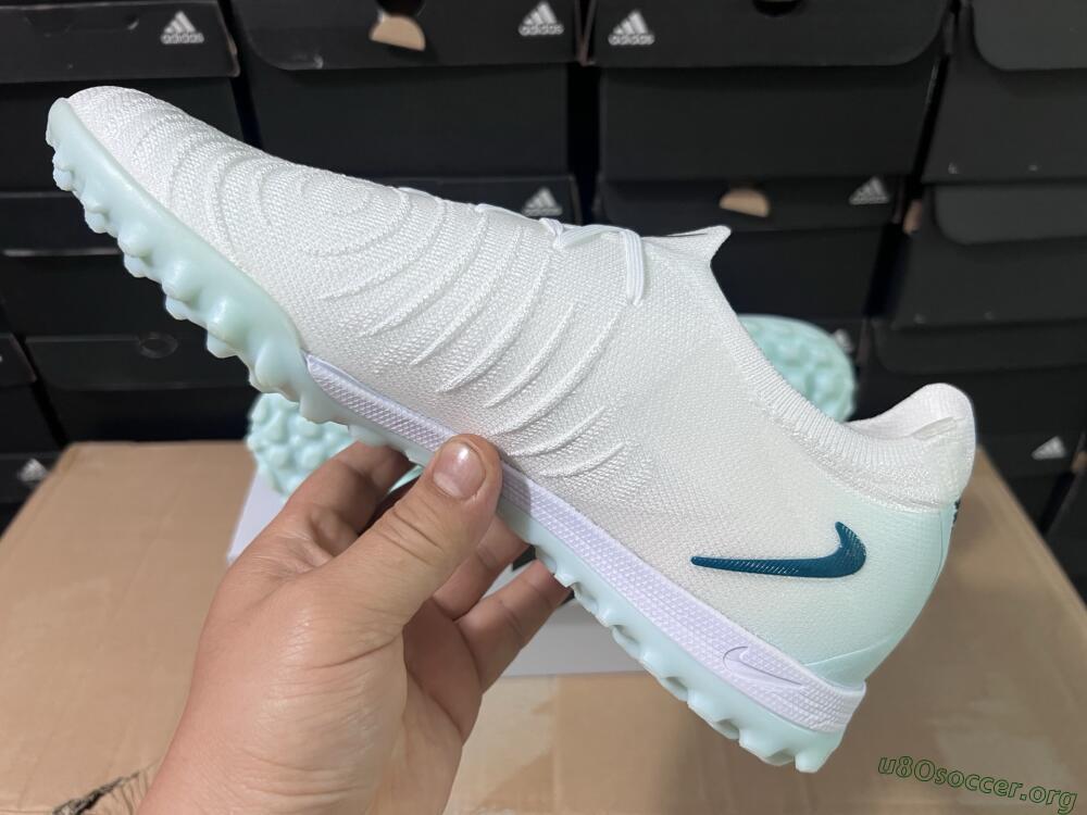 Nike Phantom GX 2 Elite TF Football Shoes - Beige/Green