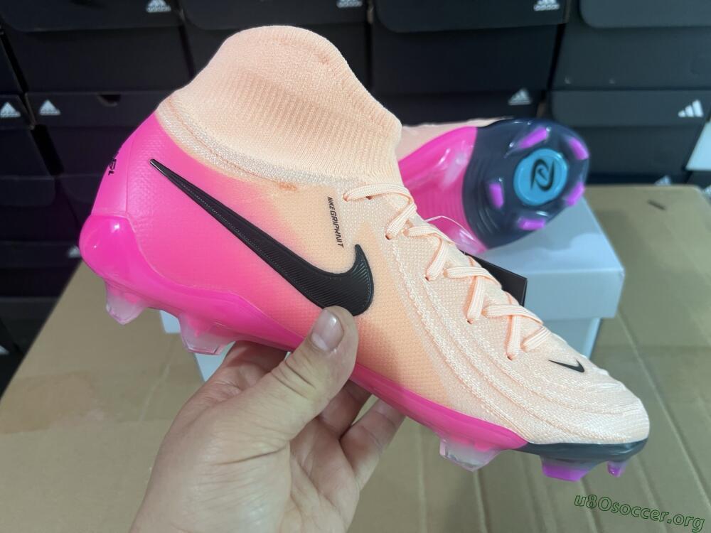 Nike Phantom Luna Elite NU FG Football Boots - Pink/Black