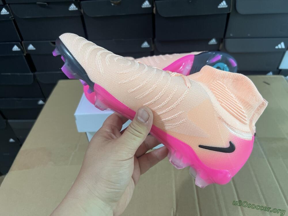 Nike Phantom Luna Elite NU FG Football Boots - Pink/Black