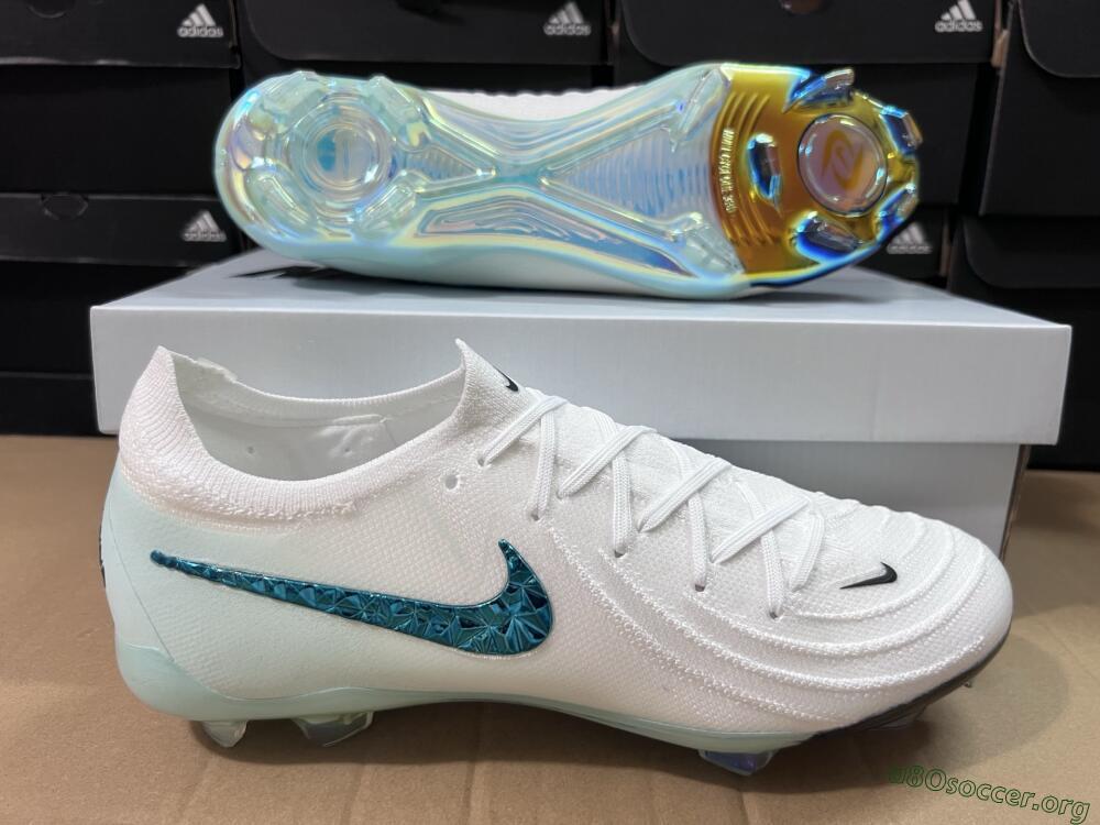 Nike Phantom GX 2 Elite FG Football Boots - White/Black/Jade