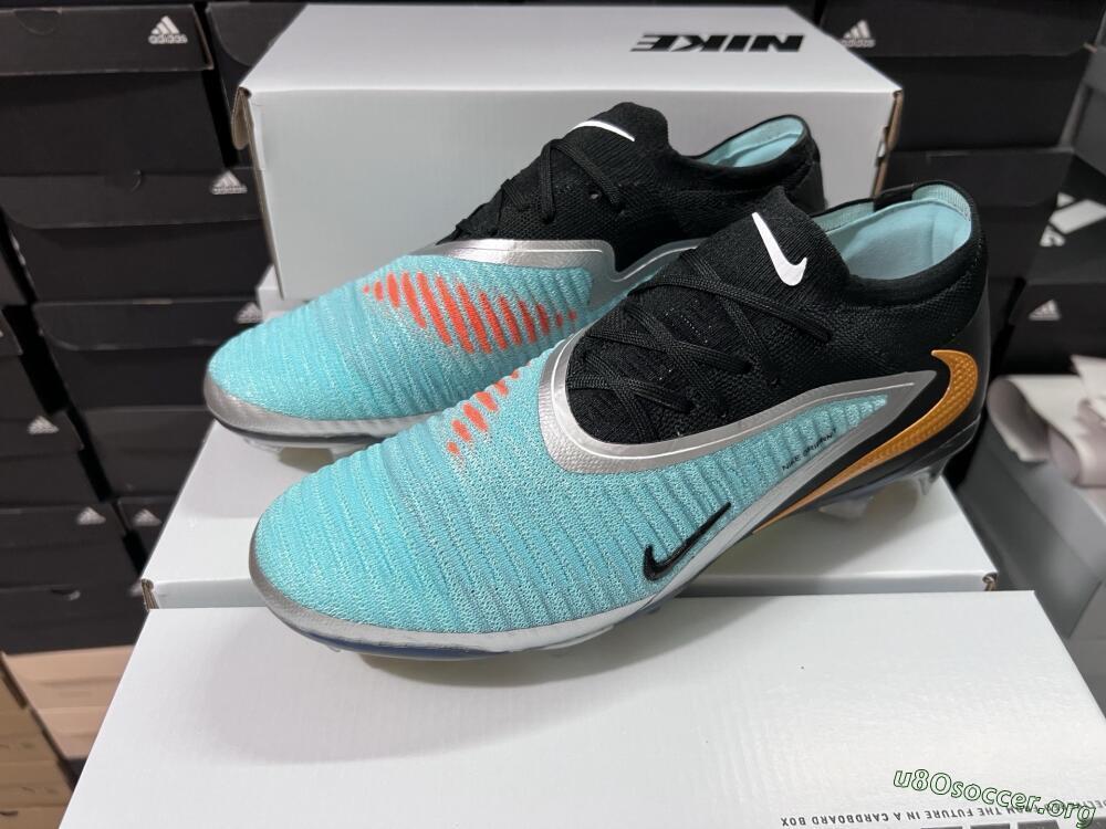 Nike Phantom 6 Low Elite FG Football Boots - Black/Jade/Silver