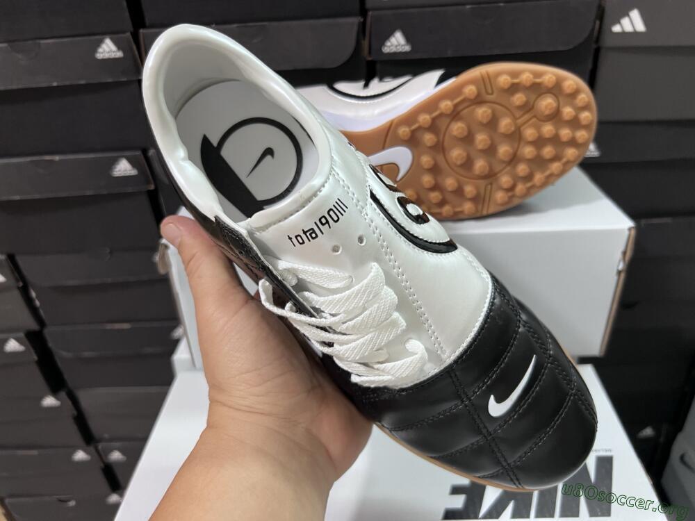 Nike Total 90 III TF Football Shoes - Black/White