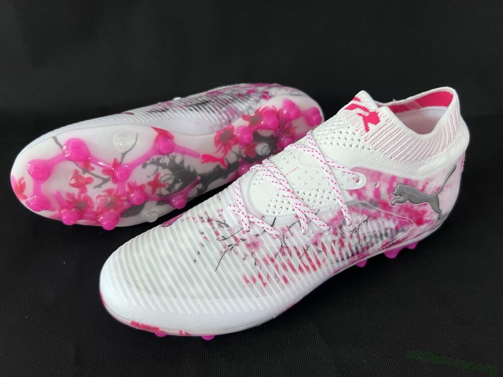 Puma Future 8 Ultimate MG Football Boots - White/Black/Red