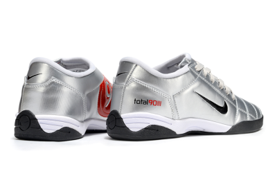 Nike Total 90 III IC Football Shoes - Silver/Black