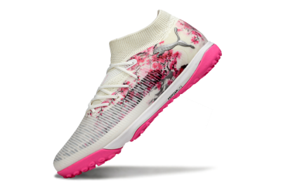 Puma Future 8 Ultimate TF Football Shoes - White/Black/Pink