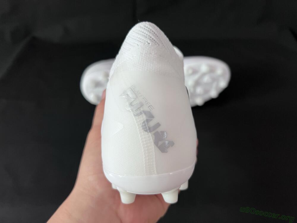 Puma Future 8 Ultimate AG Football Boots - Beige/Black/White