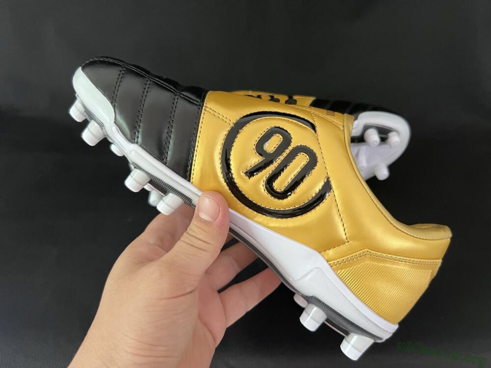 Nike Air Zoom Total 90 III FG Football Boots - Black/Gold/White
