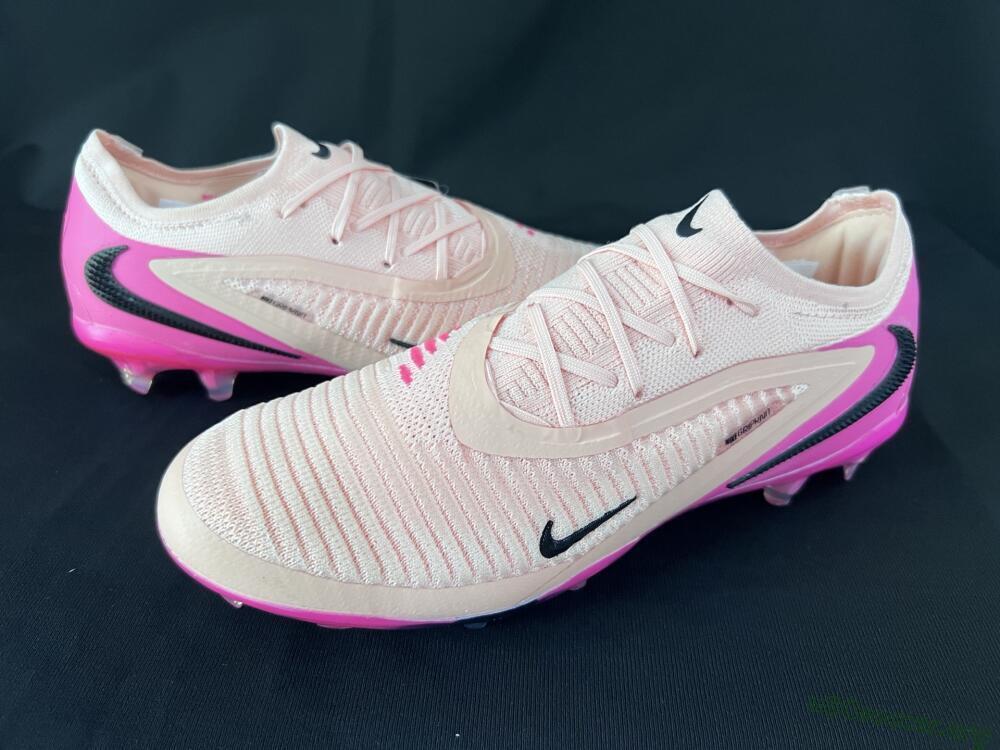 Nike Phantom 6 Low Elite FG Football Boots - Pink/Black/Gold