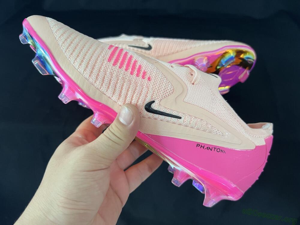 Nike Phantom 6 Low Elite FG Football Boots - Pink/Black/Gold