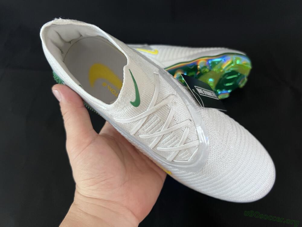 Nike Phantom 6 Low Elite FG Football Boots - White/Silver/Gold