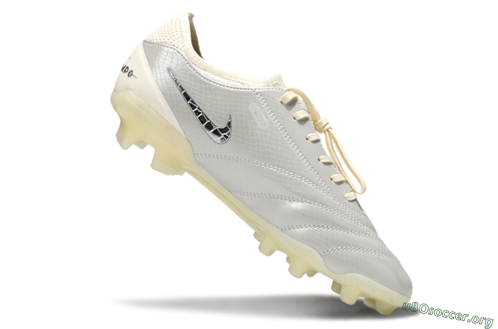Nike Tiempo Legend 10 Elite FG Football Boots - White/Creamy Beige/Glossy Black 4