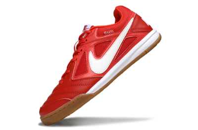 Supreme x Nike SB Gato IC Football Shoes - Red/Bright Red/Tangerine