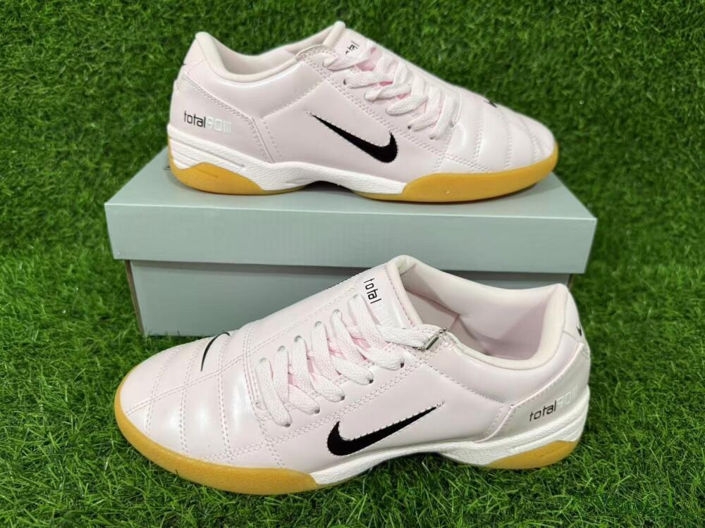 Nike Total 90 III IC Football Shoes - Pink/Soft Rose/Caramel