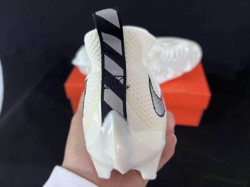 Nike Magista Obra FG Football Boots - Ivory/Ivory/Black