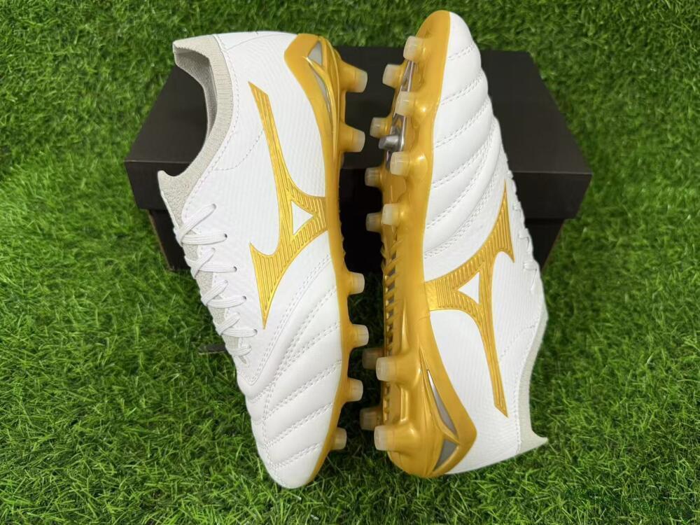 Mizuno Morelia Neo 3 FG Football Boots - White/Gold/Gray