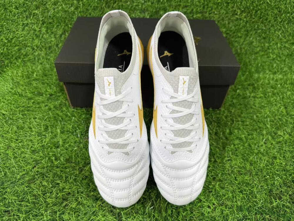 Mizuno Morelia Neo 3 FG Football Boots - White/Gold/Gray
