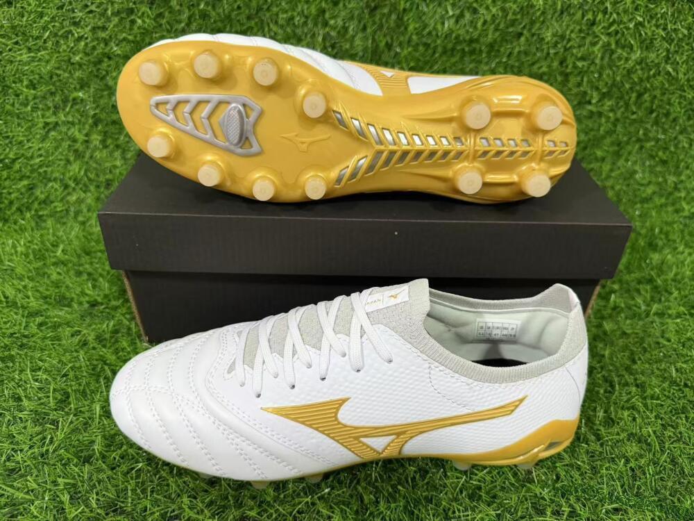 Mizuno Morelia Neo 3 FG Football Boots - White/Gold/Gray