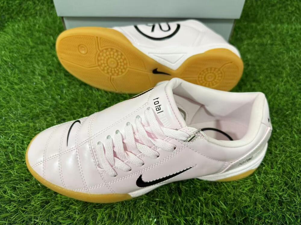 Nike Total 90 III IC Football Shoes - Pink/Soft Pink/Tan