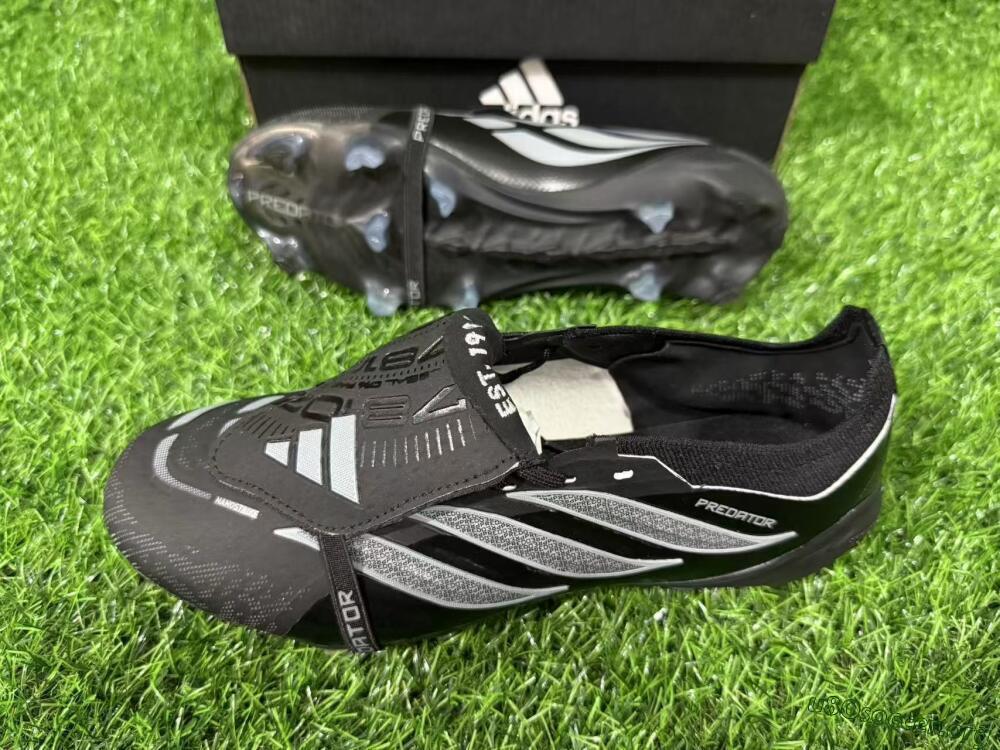 Adidas Predator 26 Elite Fold-Over Tongue FG Football Boots - Black/Charcoal Gray/Steel Silver