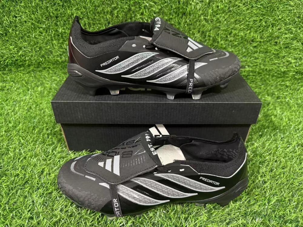 Adidas Predator 26 Elite Fold-Over Tongue FG Football Boots - Black/Charcoal Gray/Steel Silver