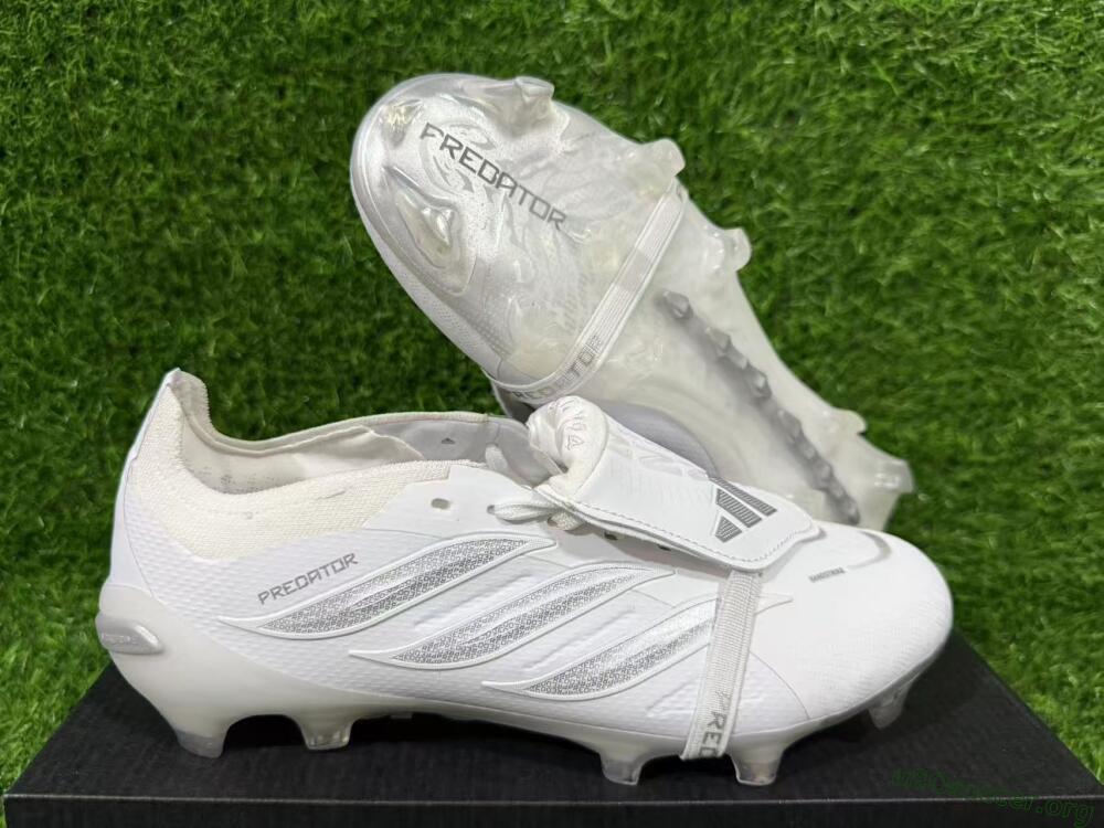 Adidas Predator 26 Elite Fold-Over Tongue FG Football Boots - White/Silver/Cloud