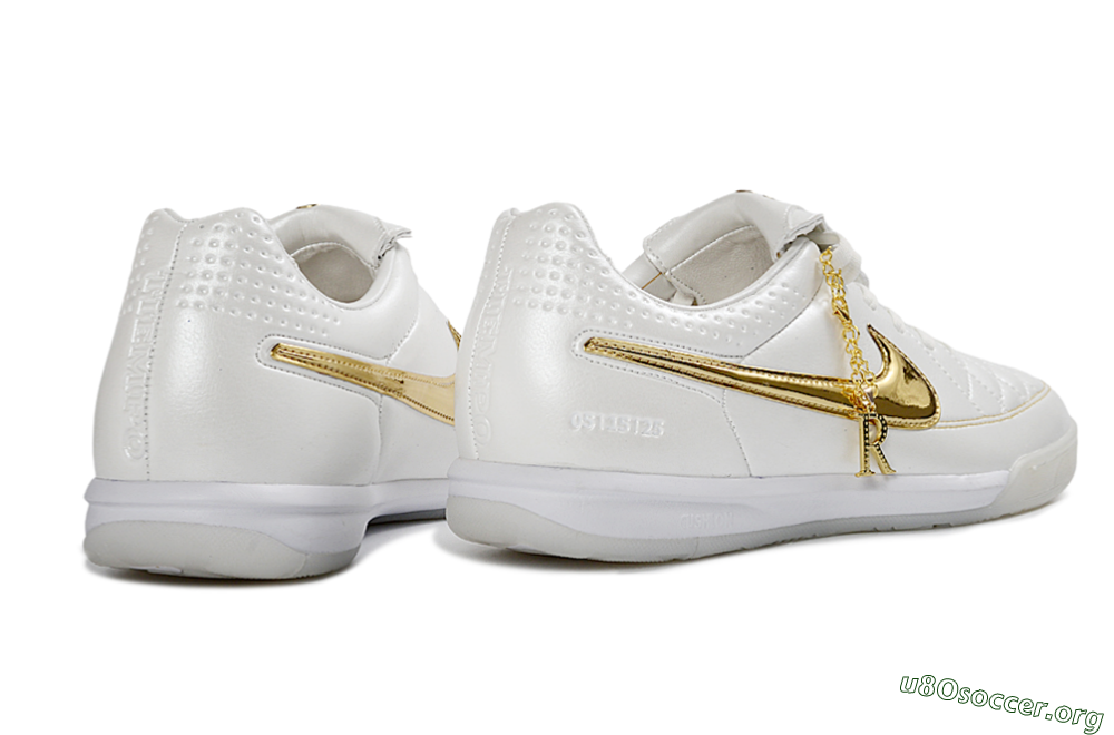 Nike Tiempo Legend SE IC Football Shoes - White/Metallic Gold/Classic White 6