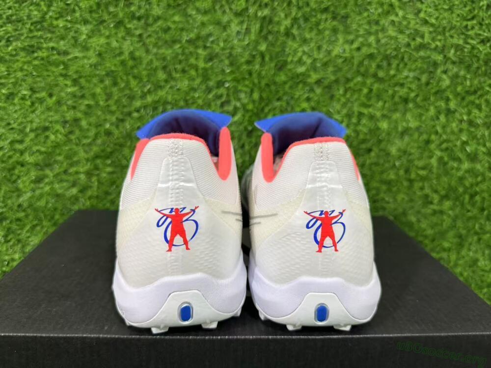 Adidas Predator 26 Elite Fold-Over Tongue TF Football Shoes - White/Electric Blue/Fiery Red