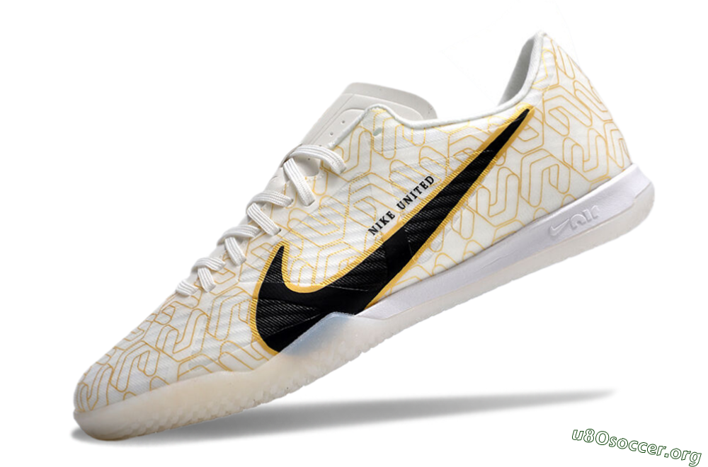 Nike Air Zoom Mercurial Vapor 15 Academy IC Football Shoes - White/Gold/Black 5