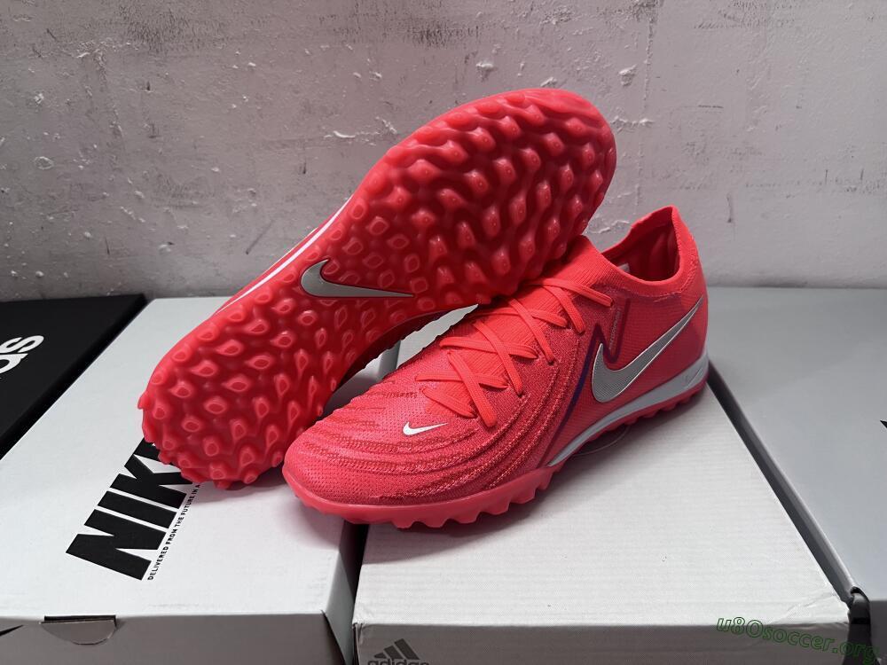Nike Phantom Luna 2 Elite TF Football Shoes - Red/Black/Blue/White